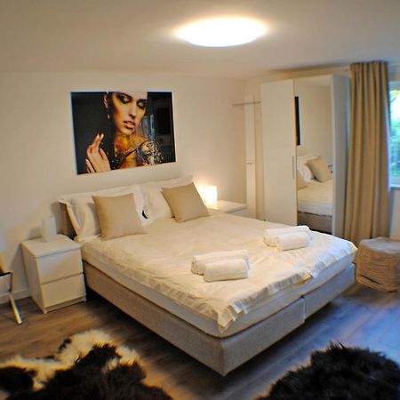 Prettige Dagen Apartment บรูจส์ ภายนอก รูปภาพ