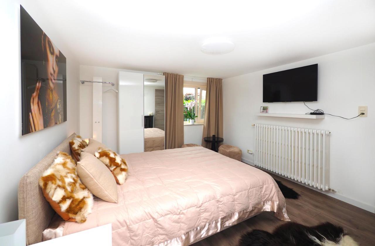 Prettige Dagen Apartment บรูจส์ ภายนอก รูปภาพ